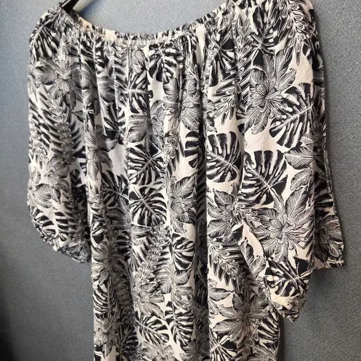 [BUNJANG] GGPX Off-the-Shoulder Blouse / GGPX 오프숄더