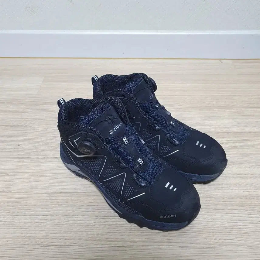 [BUNJANG] Ziben Dial Safety Shoes 260 / 지벤 다이얼 안전화 260
