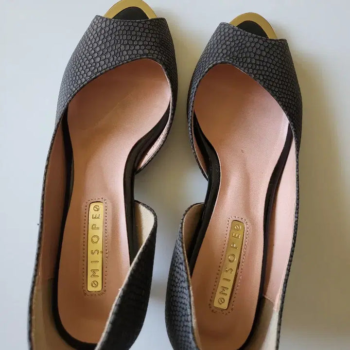 [BUNJANG] MisoPe Black Leather Open Toe Heels (240) / 미소페 블랙 뱀피 오픈토 힐 240