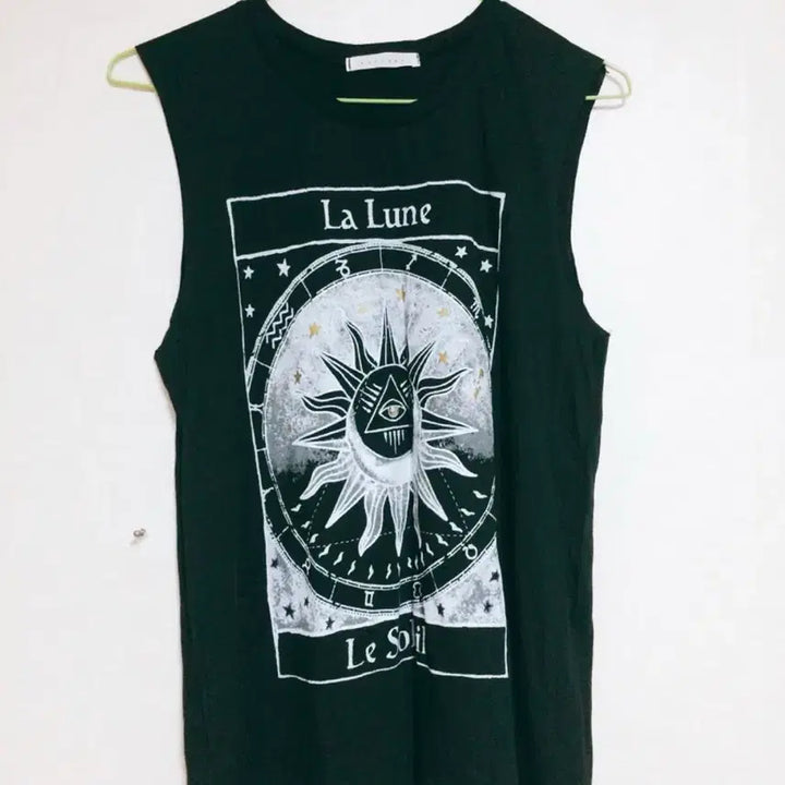 [BUNJANG] Sleeveless Set / 나시 셋업