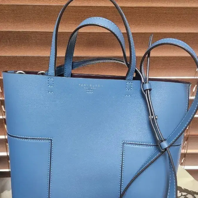 [BUNJANG] Tory Burch Blue Leather Tote Bag / 토리버치 블루 토트백