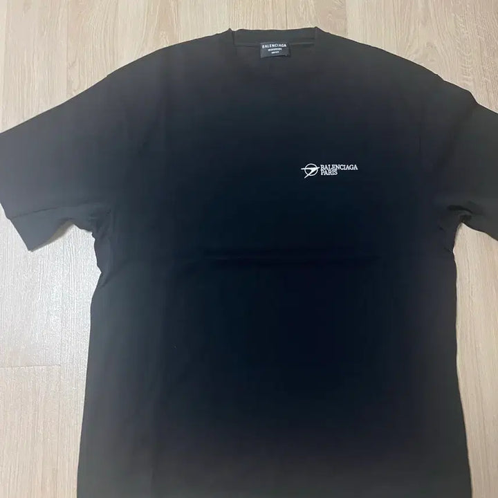 [BUNJANG] Balenciaga Embroidered Logo Short Sleeve T-Shirt / 발렌시아가 자수 로고 반팔