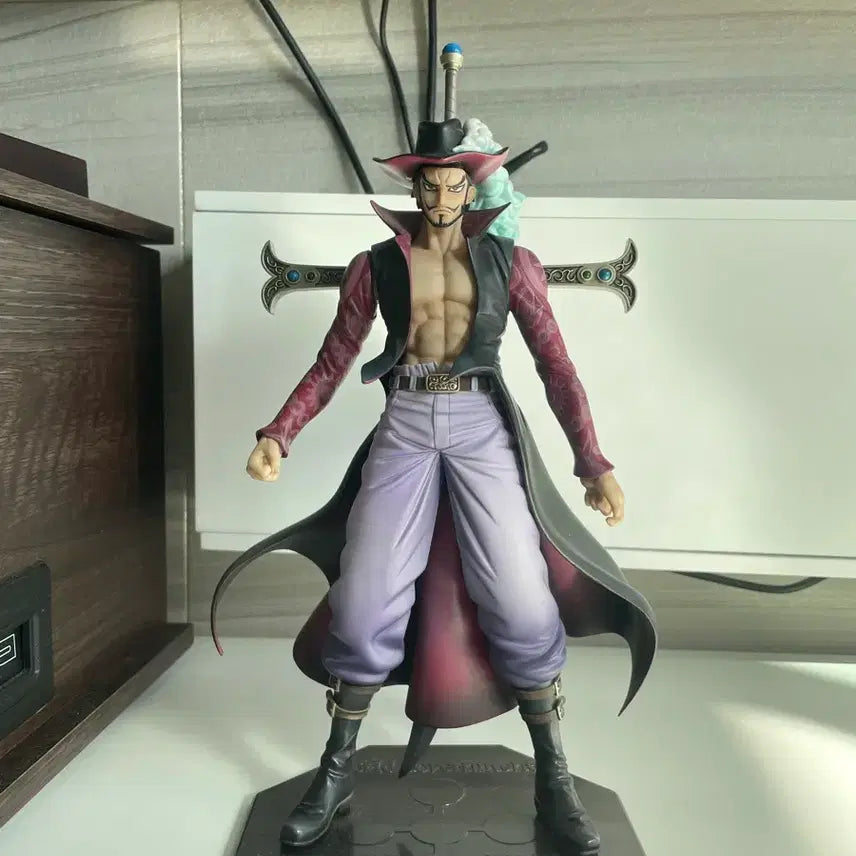 [BUNJANG] One Piece Mihawk Figure (POP Series) / 원피스 미호크 피규어 판매합니다!