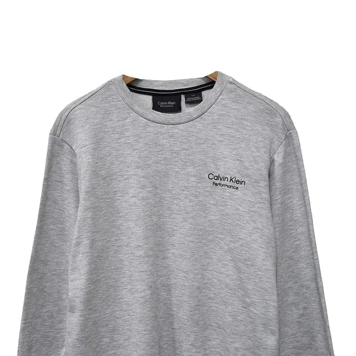 [BUNJANG] Calvin Klein Embroidered Logo Sweatshirt / 공용L/캘빈클라인 로고 자수 맨투맨