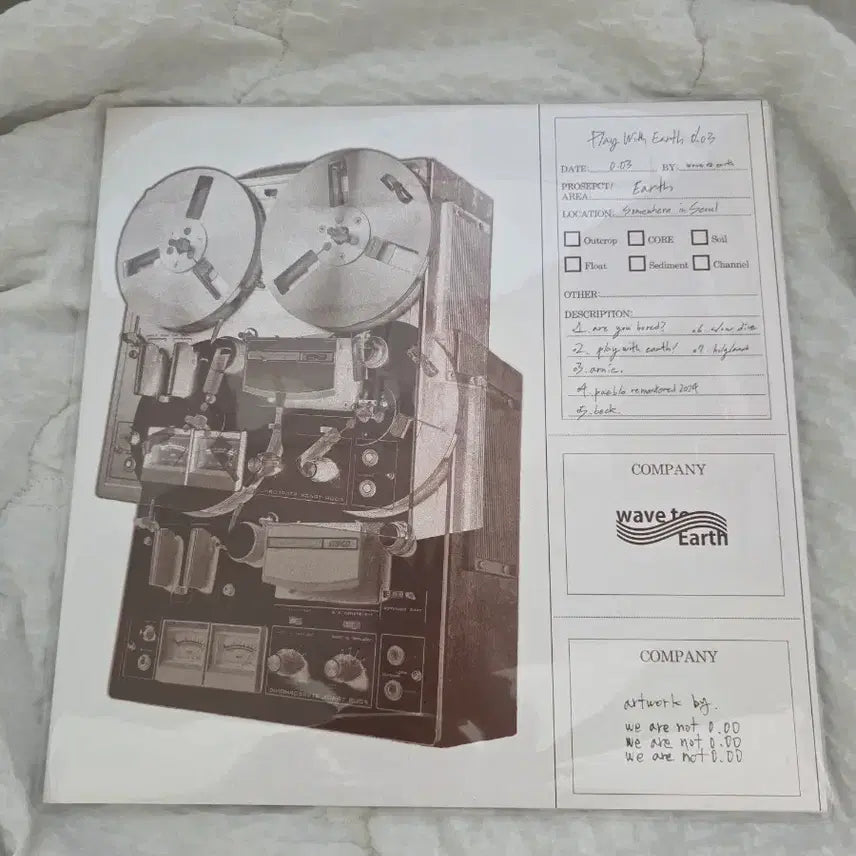 [SOLD OUT] 웨이브투어스 play with earth! 0.03 LP