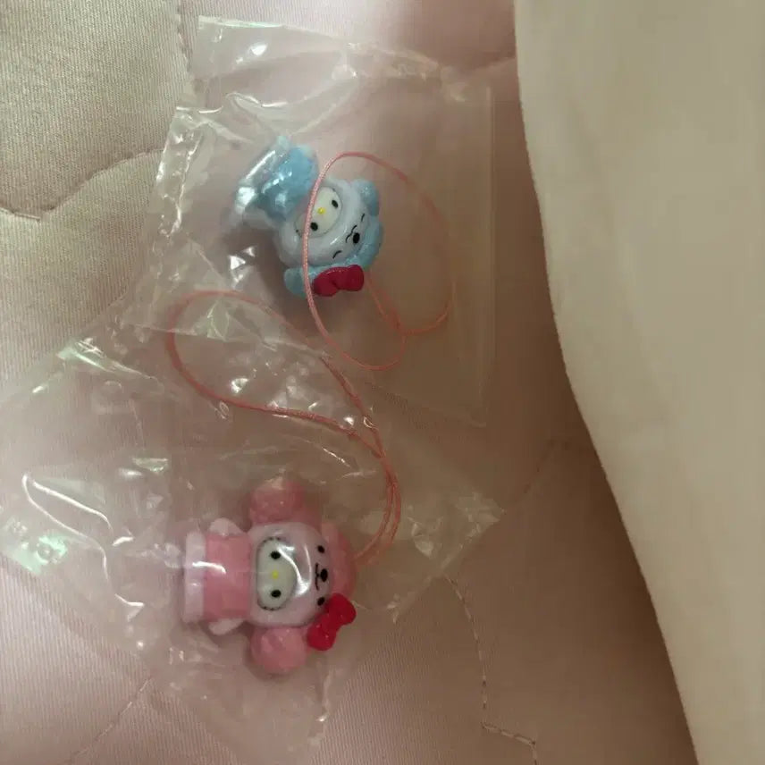[BUNJANG] Sanrio Ocbokki Poodle Kitty Strap Set / 산리오 옷벗키 키티스트랩 푸들세트(일괄)