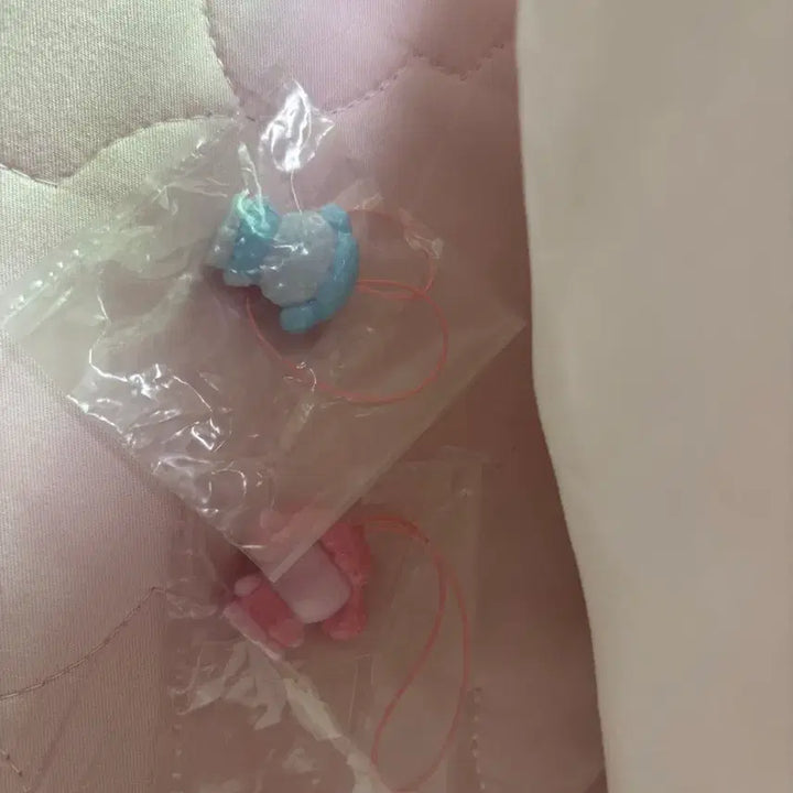 [BUNJANG] Sanrio Ocbokki Poodle Kitty Strap Set / 산리오 옷벗키 키티스트랩 푸들세트(일괄)