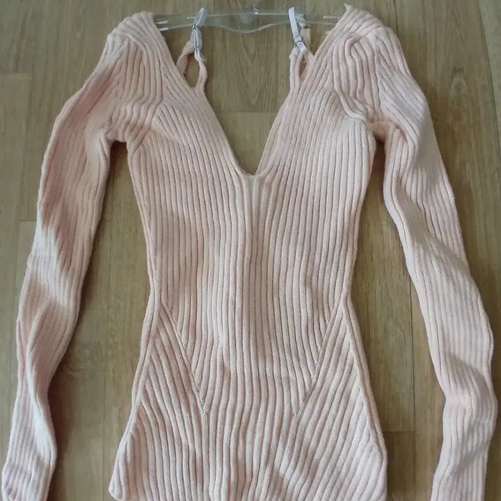 [BUNJANG] Pink Ribbed Knit Top / 수지안무영상핑크골지니트