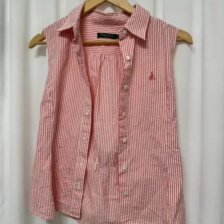 [BUNJANG] Beanpole Ladies Seersucker Sleeveless Shirt / 빈폴레이디스 시어서커 슬리브리스 셔츠