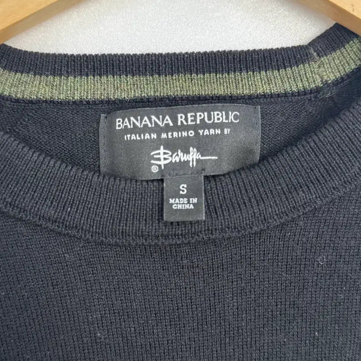 [BUNJANG] Banana Republic Black Cashmere Knit Sweater / 바나나리퍼블릭 블랙 캐시미어 니트