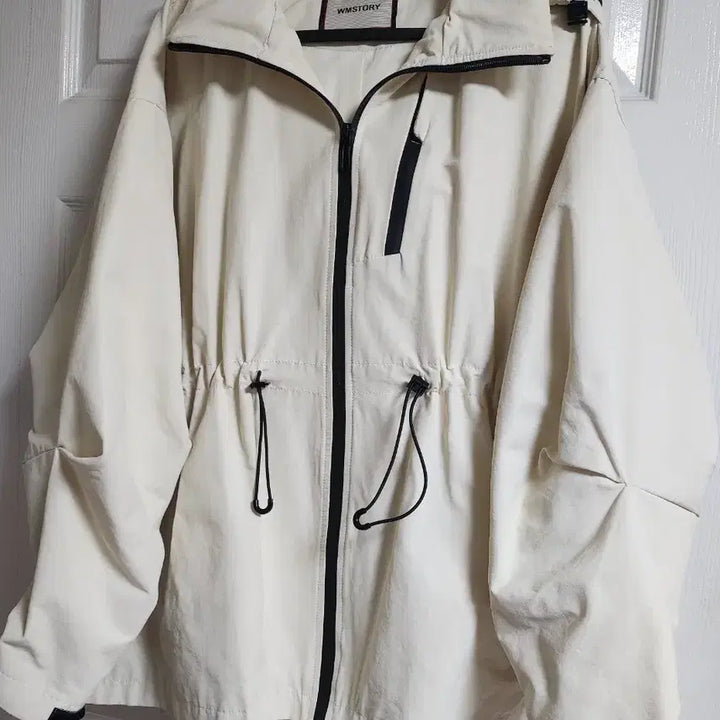 [BUNJANG] WMSTORY Ivory Hooded Short Field Jacket / WMSTORY 아이보리색 후드 숏 야상 점퍼