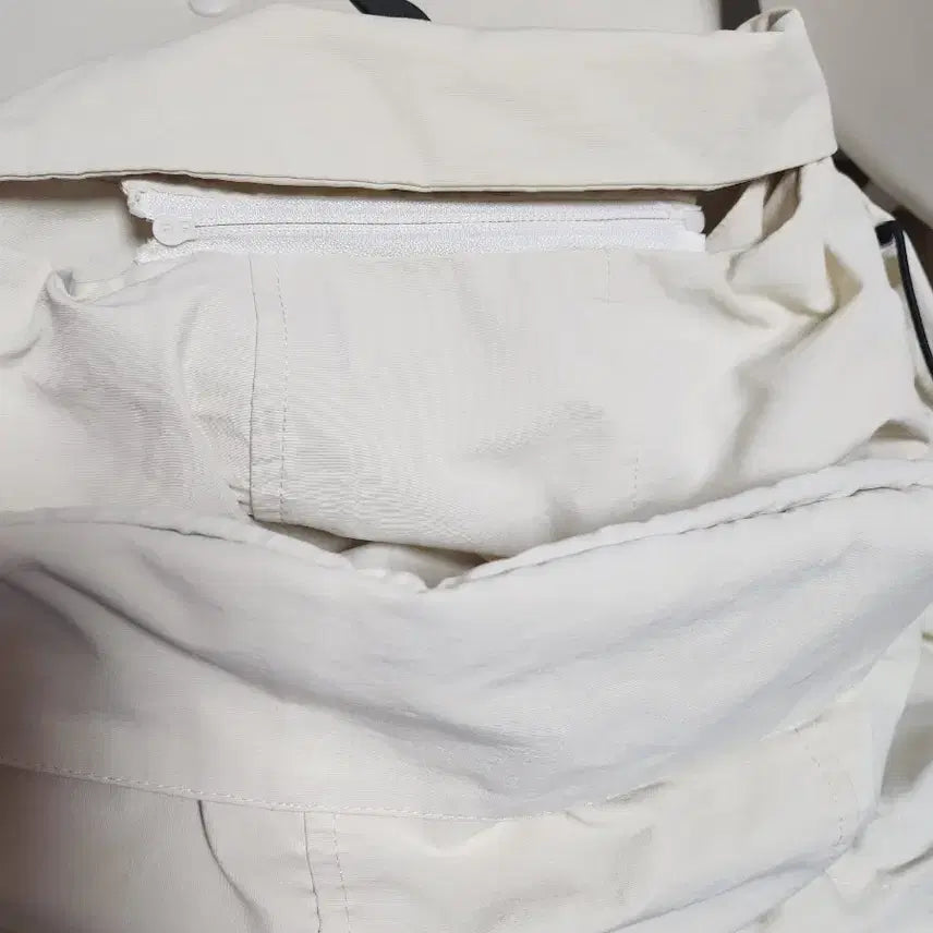 [BUNJANG] WMSTORY Ivory Hooded Short Field Jacket / WMSTORY 아이보리색 후드 숏 야상 점퍼