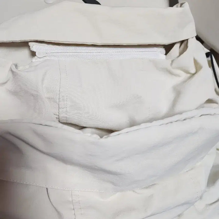 [BUNJANG] WMSTORY Ivory Hooded Short Field Jacket / WMSTORY 아이보리색 후드 숏 야상 점퍼