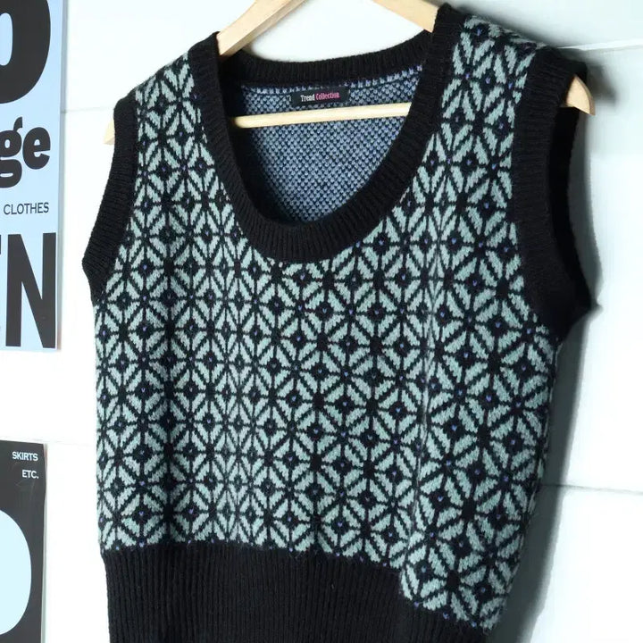 [BUNJANG] W(F) Brand Vintage T-shirt Knit Vest Unique Pattern / W(F) 브랜드빈티지 반팔 티셔츠 니트 조끼 유니크패턴-7558