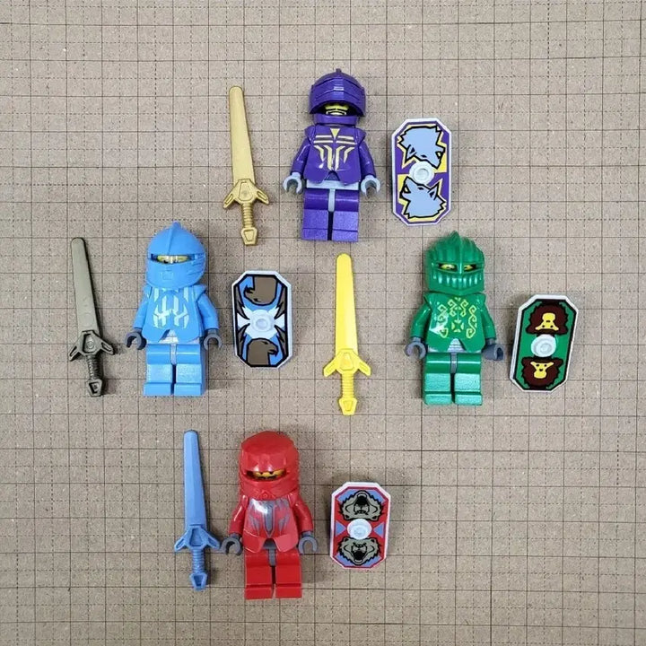 [BUNJANG] LEGO Knights Kingdom Set 4 Knights Bundle / 레고 캐슬 나이츠 킹덤 완무기사 4기 일괄 팝니다.