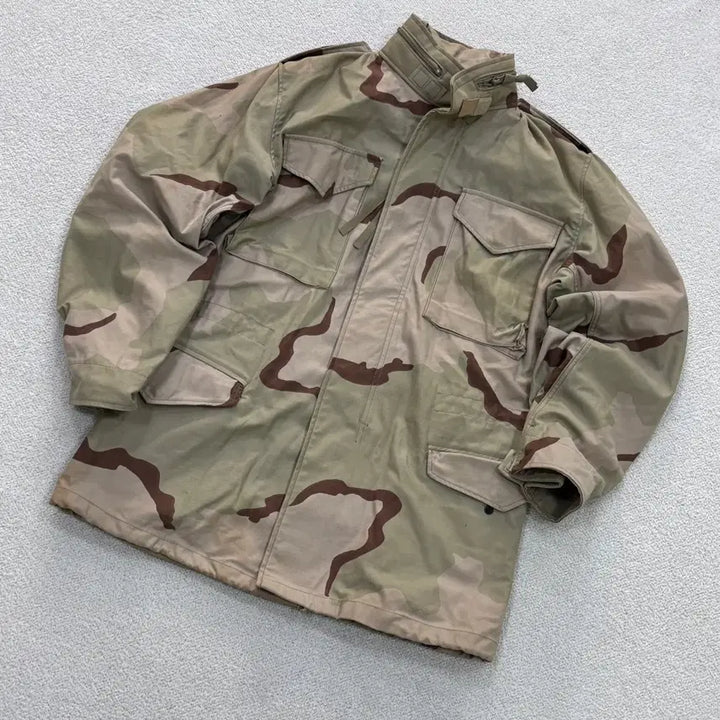 [BUNJANG] US Military Original 3-Color Desert Camouflage Jacket / S 미군 오리지널 사막3색 위장 자켓 0506E