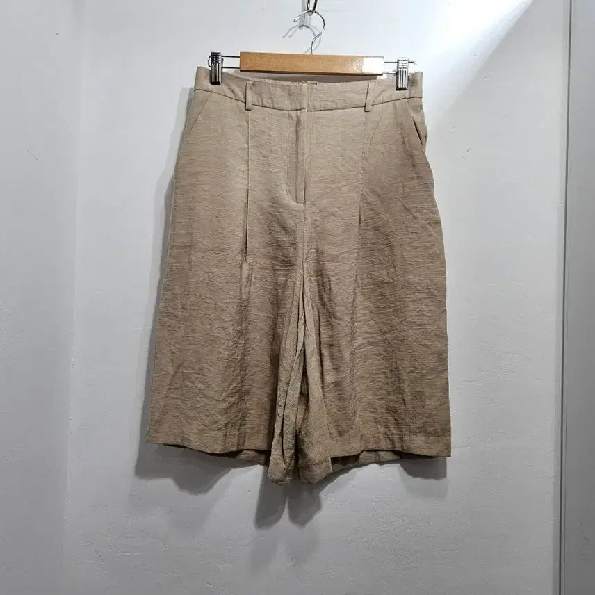 [BUNJANG] LOWEN Rayon Linen Blend Wide Shorts Beige / 로우엔 와이드 반바지, 레이온 아마 혼방