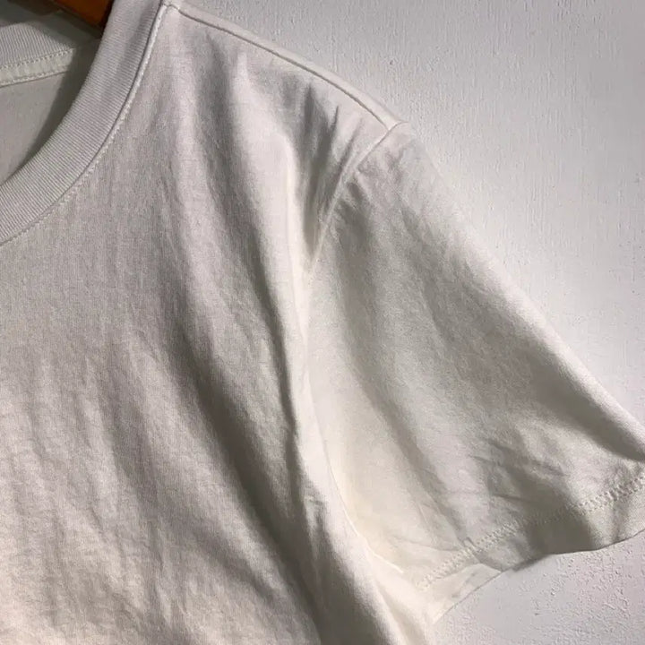 [BUNJANG] Uniqlo x JW Anderson T-Shirt - Size S / 만원샵) uniqlo 유니클로 jw앤더슨 티셔츠 S C392
