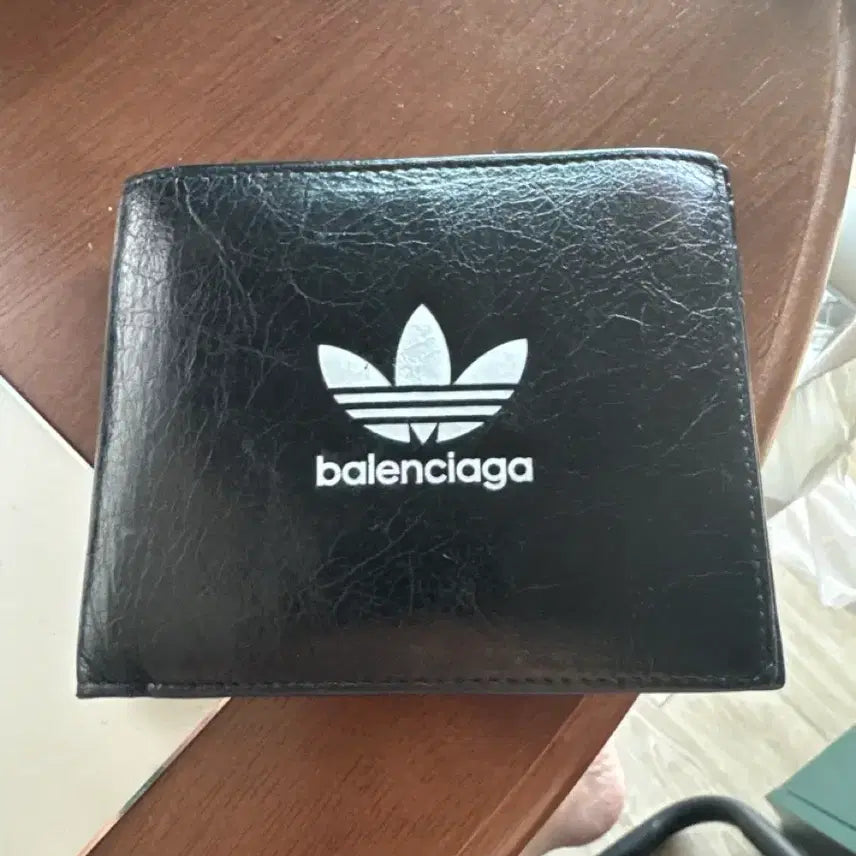 [BUNJANG] Balenciaga x Adidas Black Bifold Wallet / 발렌시아가 아디다스 블랙 반지갑