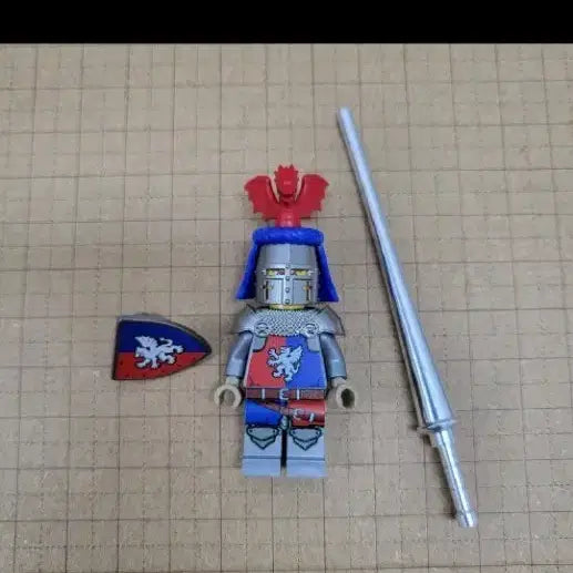 [BUNJANG] LEGO Castle Knight (Smilebrick) with New White Horse / 레고 캐슬 스마일브릭 용기사+신형 백마 팝니다
