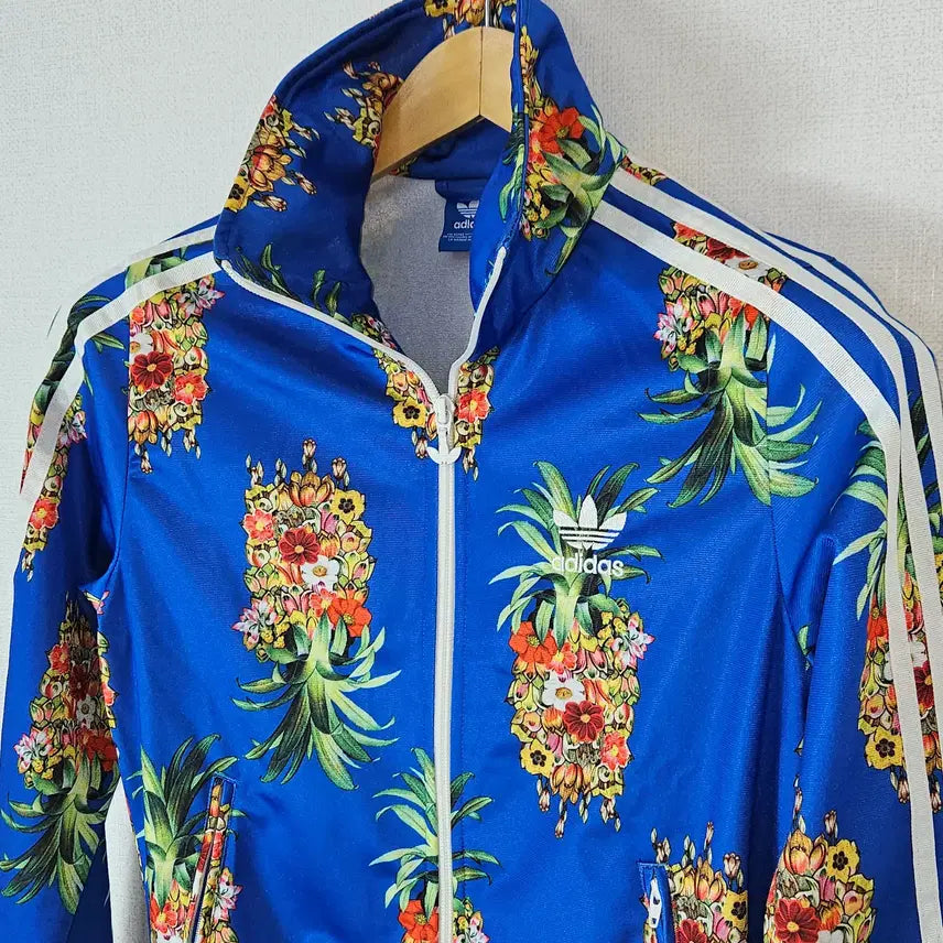[BUNJANG] Adidas Fruit Flower Big Logo Cropped Jersey Track Top / 아디다스 빅로고 후르츠플라워 크롭 져지 트랙탑 희귀 85 (거의 새상품)
