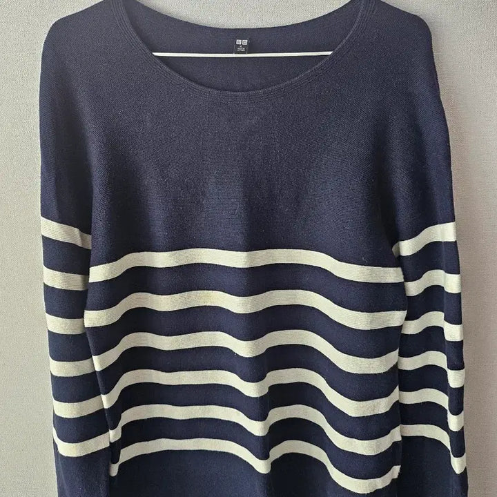 [BUNJANG] Uniqlo Navy Stripe Knit / 유니클로 네이비 스트라이프 니트