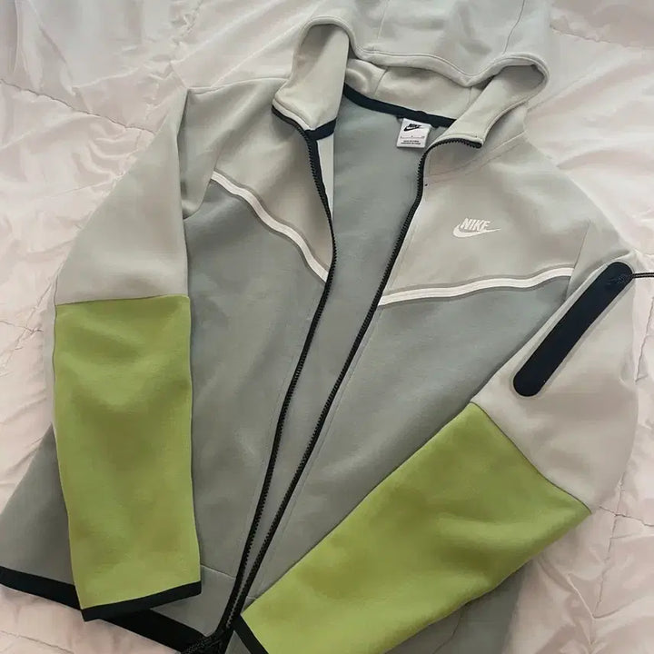 [BUNJANG] Nike Tech Fleece Tracksuit Lime Green S / 나이키 테크팩 테크플리스 라임 그린 S