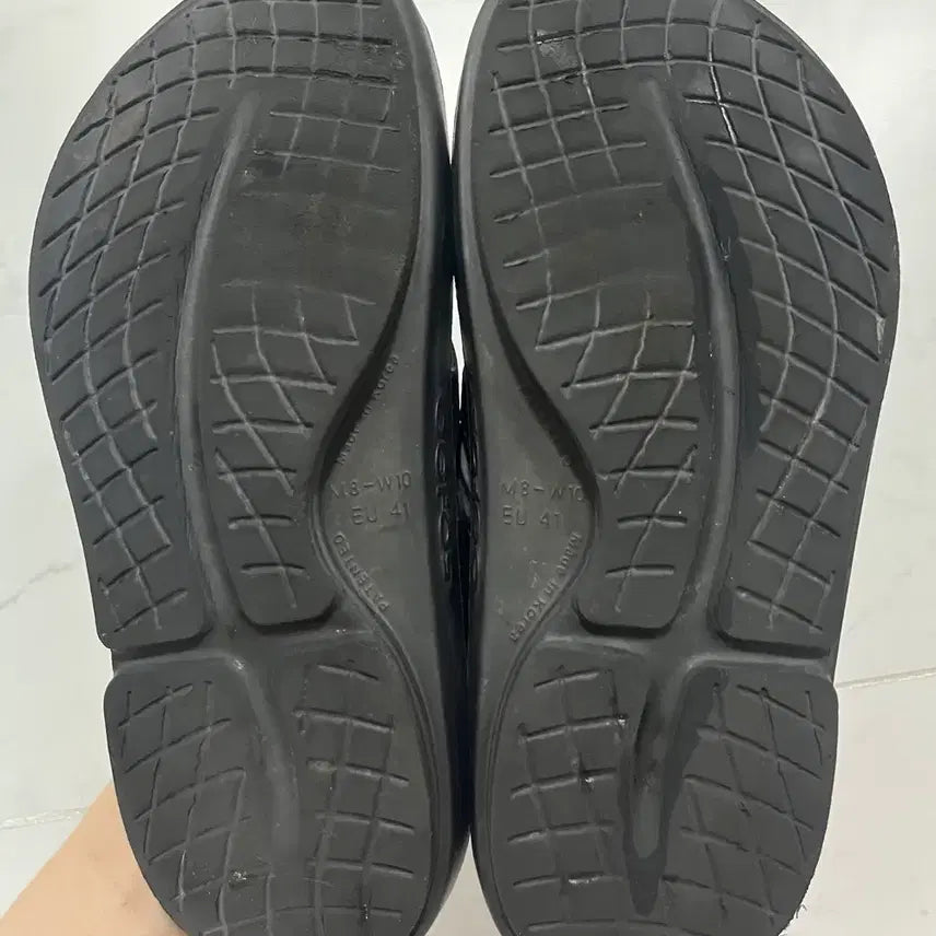 [BUNJANG] OOFOS Ooriginal Sandal Black EU41 / 우포스 쪼리 블랙 eu41 [260~265]
