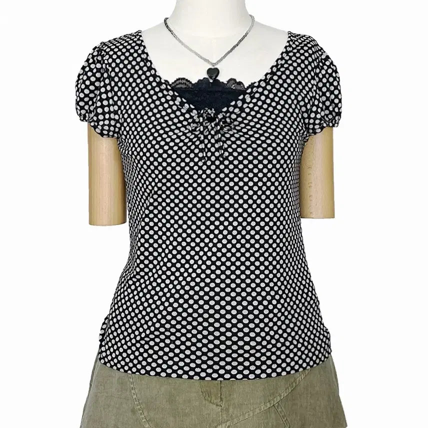 [BUNJANG] Vintage Black Polka Dot Cap Sleeve T-Shirt with Shirring Ribbon / 일본빈티지 도트땡땡이 셔링리본 캡소매반팔티블랙 모리걸하구미룩갸루y2k히피