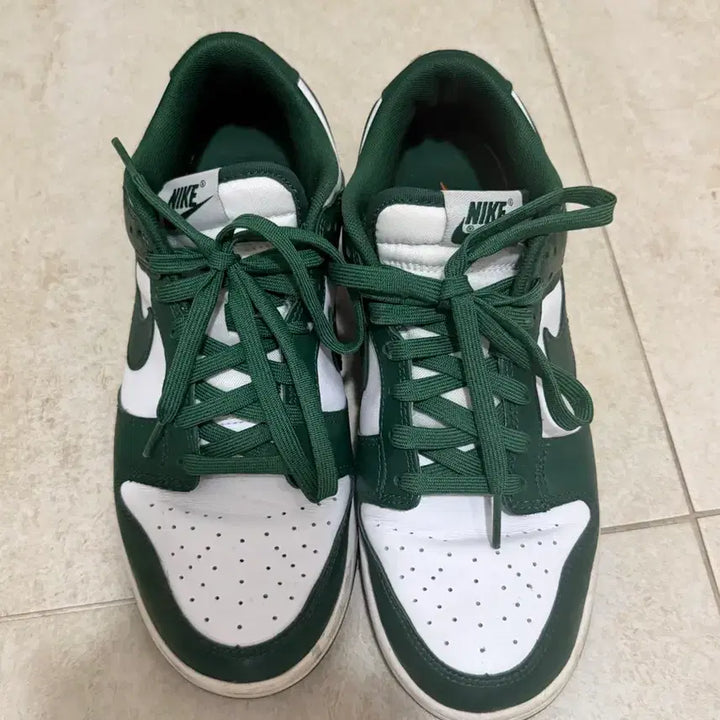 [BUNJANG] Nike Dunk Low Varsity Green Shoes / 덩크로우 버시티 그린