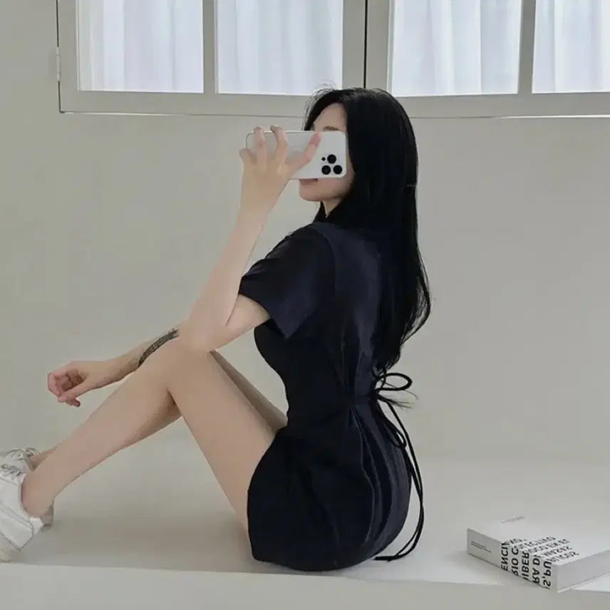[BUNJANG] Mini Dress with Back Ribbon Detail / (새상품) 카라 뒷리본 미니 원피스