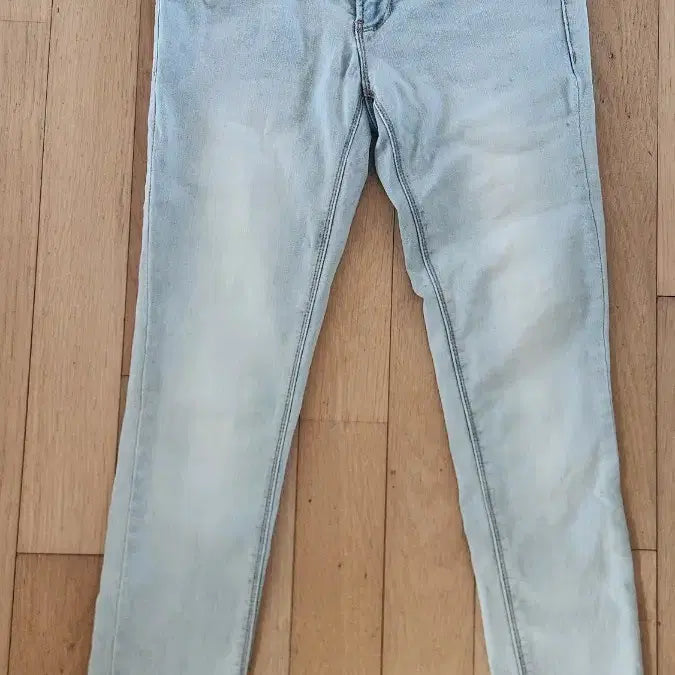 [BUNJANG] Indigo Light Wash Jeans Size 66 / 인디고 연청바지 66
