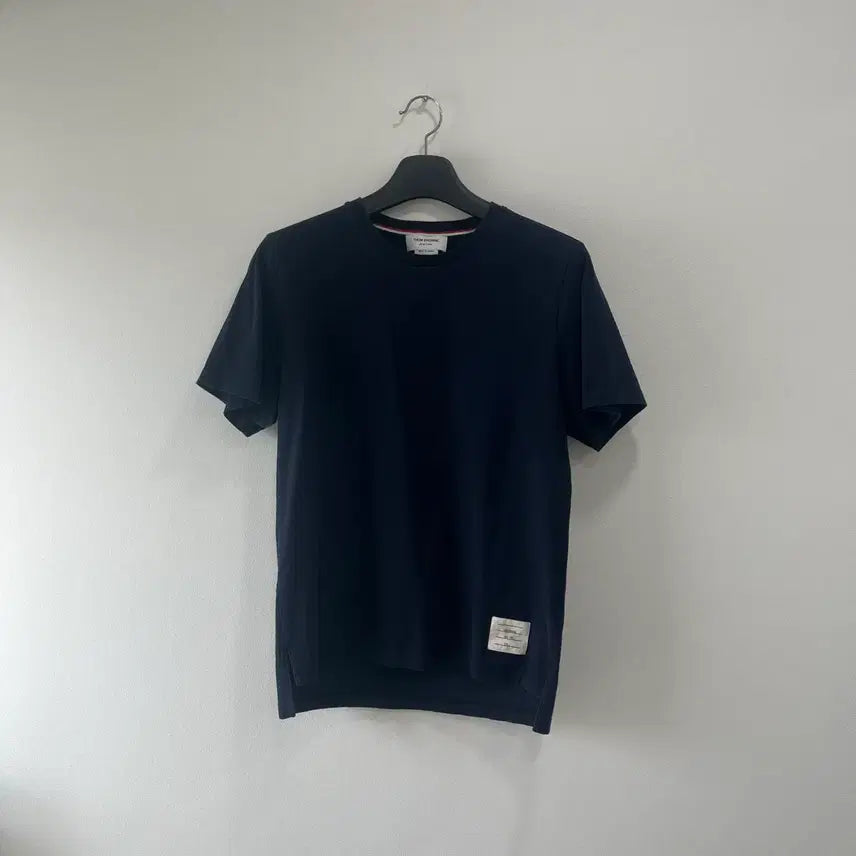 [BUNJANG] Thom Browne Navy Round Neck Short Sleeve T-Shirt Size 2 / [2]톰브라운 라운드넥 반팔 네이비