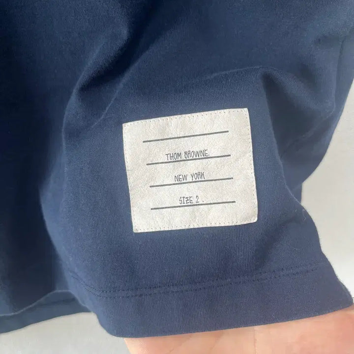 [BUNJANG] Thom Browne Navy Round Neck Short Sleeve T-Shirt Size 2 / [2]톰브라운 라운드넥 반팔 네이비