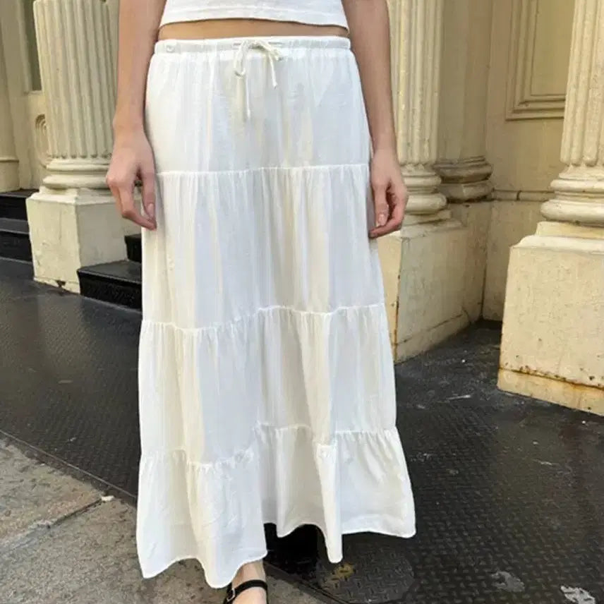 [BUNJANG] Brandy Melville Nadia Stripe Long Skirt White / 브랜디멜빌 화이트 나디아 롱 스커트 스트라이프
