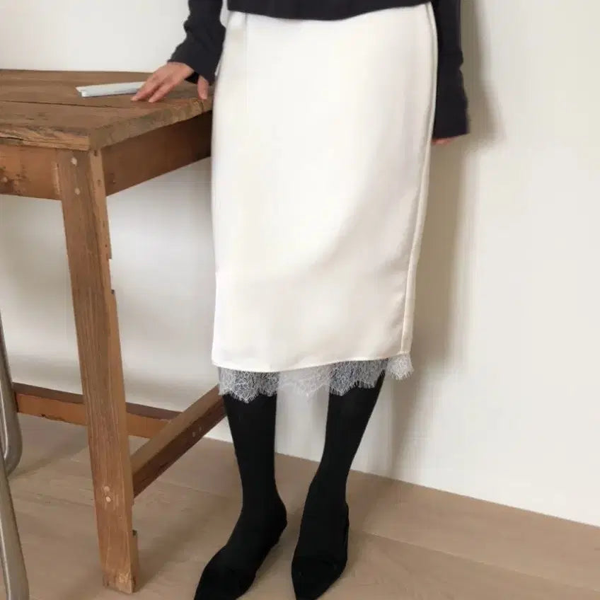 [BUNJANG] Founders Cardiff Satin Skirt Cream M / Founders 파운더스 카디프 새틴 스커트 크림 M