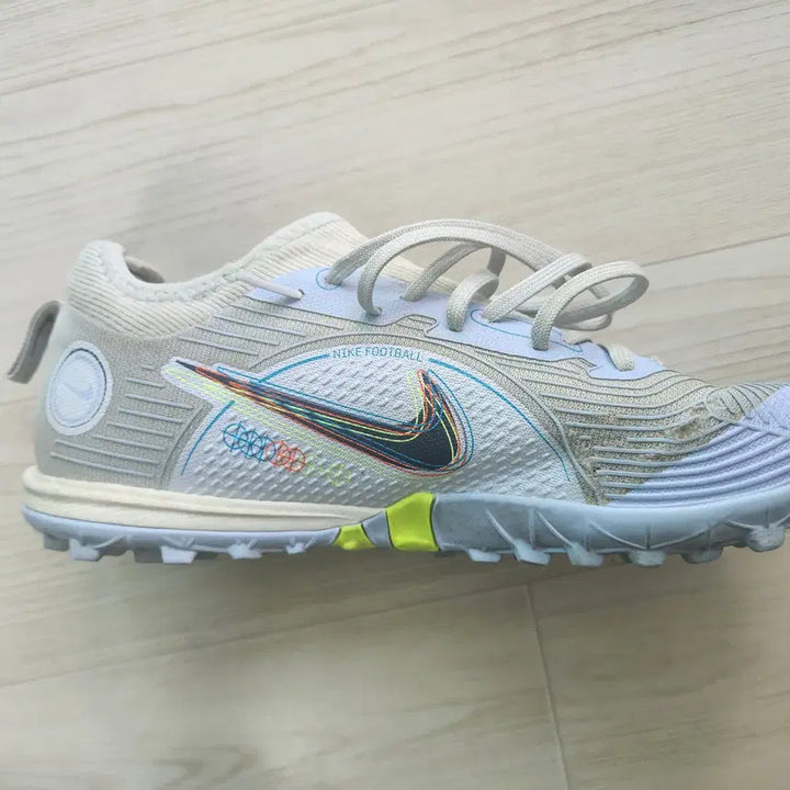 [BUNJANG] Nike Mercurial Vapor 14 Pro TF DJ2851054 / 나이키 머큐리얼 베이퍼 14 프로 tf DJ2851054