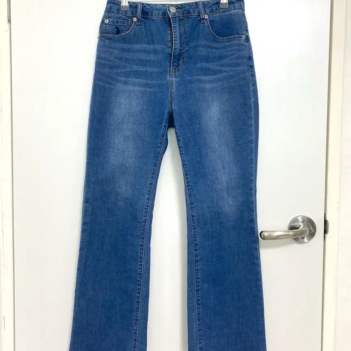 [BUNJANG] Mid-Wash Denim Jeans / 중청 워싱 청바지