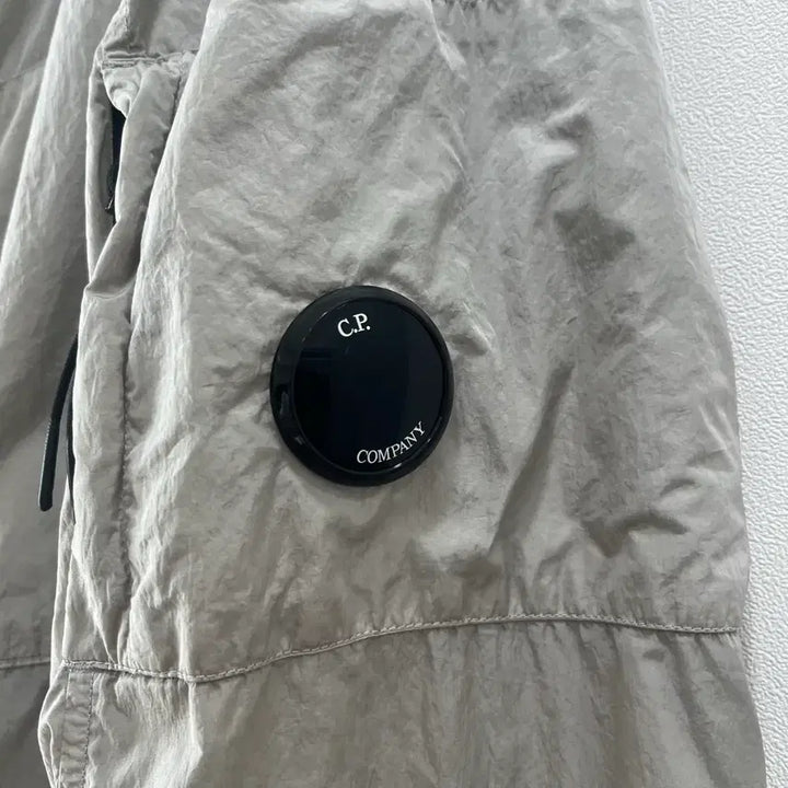 [BUNJANG] CP Company Chrome R Lens Windbreaker XL / [XL]CP컴퍼니 크롬 R 렌즈 바람막이