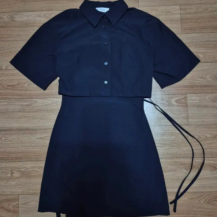 [BUNJANG] Kuho Plus Signature Cutout Shirt Mini Dress / 구호플러스 Kuho plus 시그니처 컷아웃 셔츠 미니 원피스