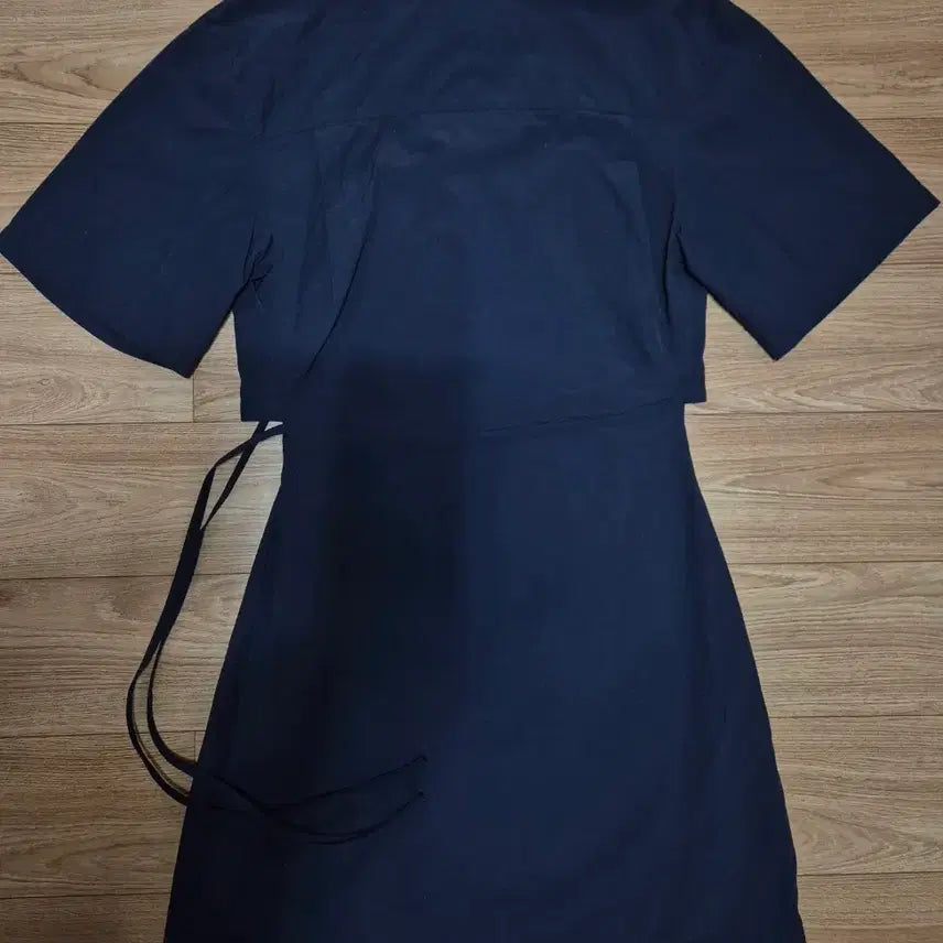 [BUNJANG] Kuho Plus Signature Cutout Shirt Mini Dress / 구호플러스 Kuho plus 시그니처 컷아웃 셔츠 미니 원피스