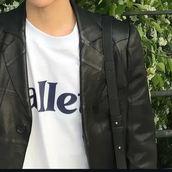 [BUNJANG] Giorgio Armani Black Leather Jacket Size 48 / [정품] 아르마니 꼴레지오니 블랙 가죽 자켓 48사이즈