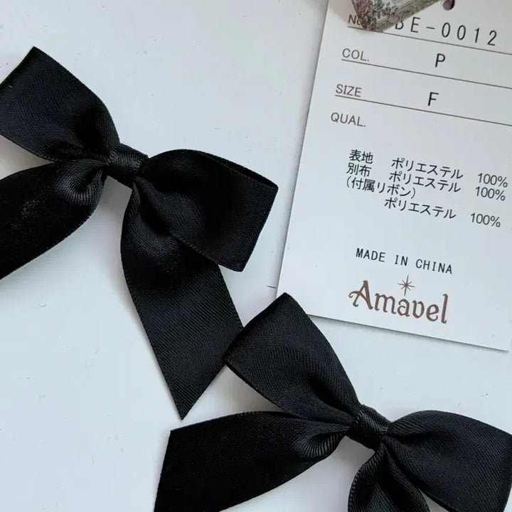 [BUNJANG] Amabel Black &amp; White Lace Ribbon Blouse / 아마벨 검흰 레이스 리본 블라우스 (새 상품)