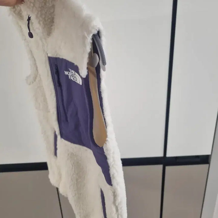 [BUNJANG] The North Face Fleece Vest Ivory Purple / 노스페이스 뽀글이 베스트 아이보리 퍼플
