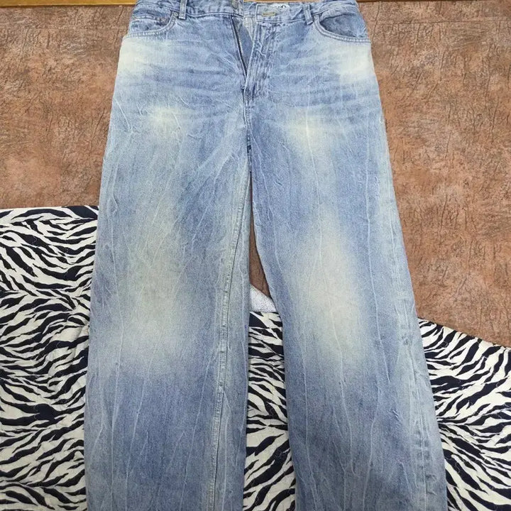 [BUNJANG] Modena Washing Denim Pants Size 33 Turn Me On / 모드나인 워싱 데님 팬츠 33사이즈 턴미온