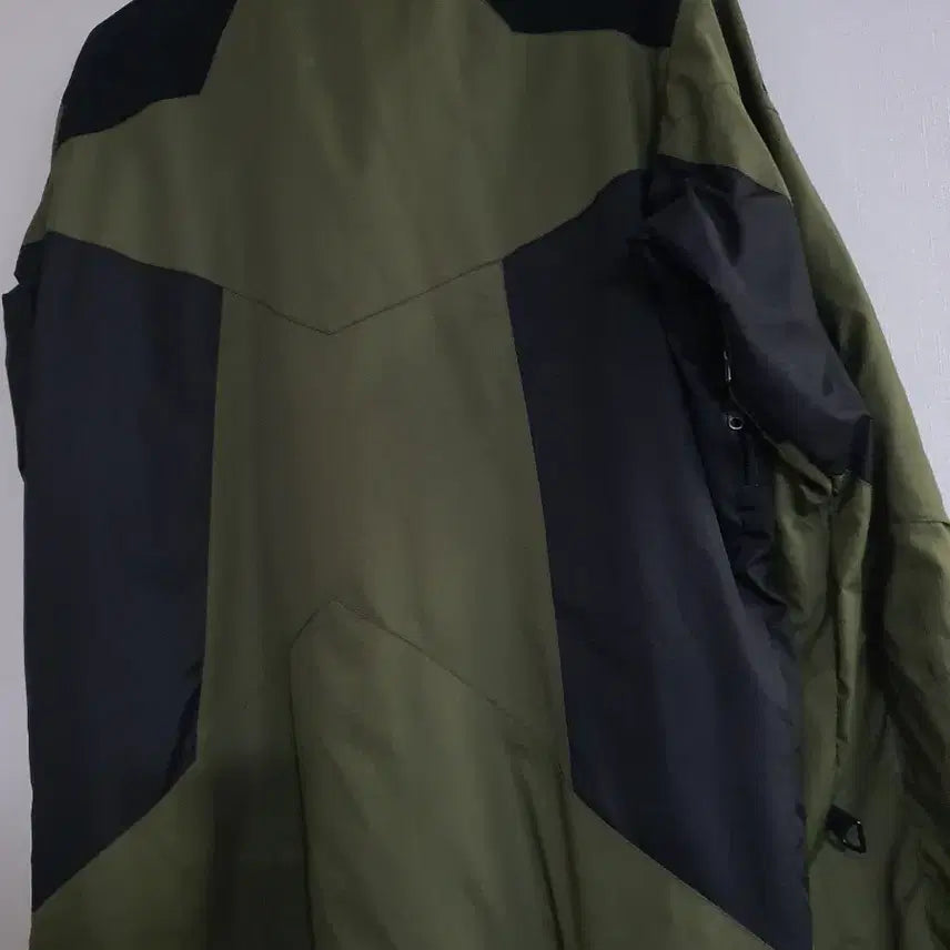 [BUNJANG] KOLON SPORT Gore-Tex Windbreaker XL / 코오롱스포츠 고어텍스 바람막이 XL