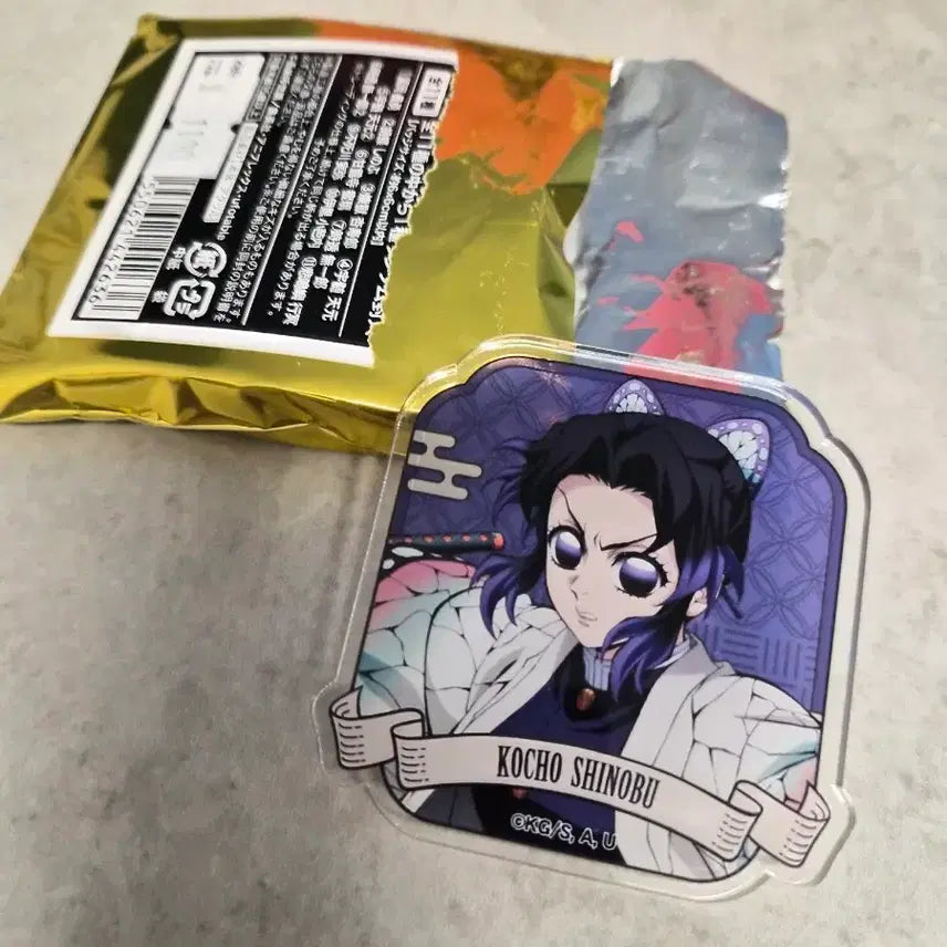 [BUNJANG] Demon Slayer: Kimetsu no Yaiba Shinobu Kocho Acrylic Pin Badge / 귀멸의 칼날 코쵸 시노부 아크릴 뱃지