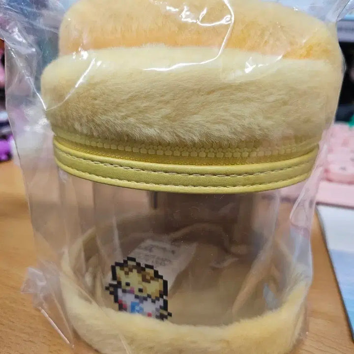 [BUNJANG] Naming Pokemon Collaboration Togepi Pouch (Sealed) / (미개봉 새상품) 올리브영 포켓몬 콜라보 네이밍 토게피 파우치