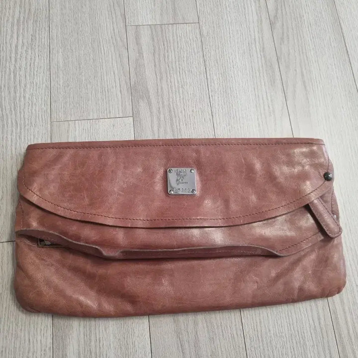 [BUNJANG] MCM Brown Leather Clutch Bag / MCM 브라운 가죽 클러치백