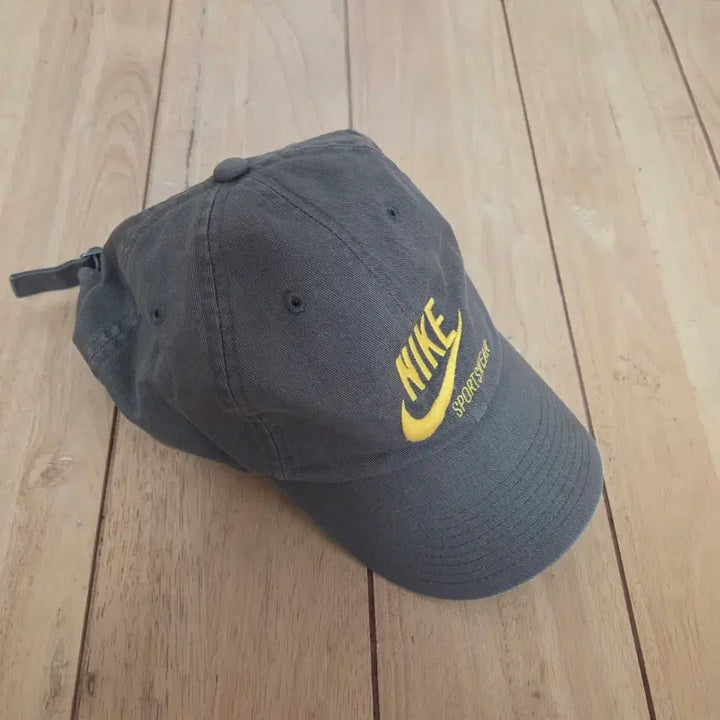 [BUNJANG] Nike Vintage Heritage Sportswear Cap Khaki / 나이키 빈티지 모자 볼캡 헤리티지 스포츠웨어 카키